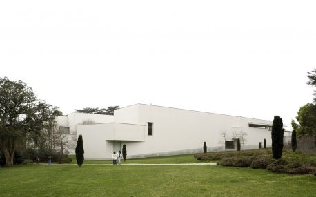 Museu de Serralves: parada obrigatória para os amantes de arte contemporânea e arquitetura