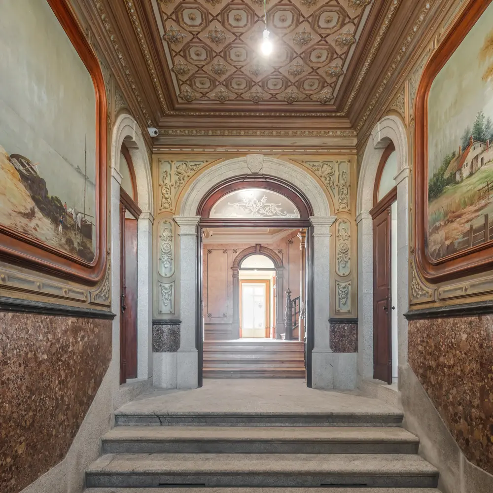 Menina Colina Guest House: hospedagem com charme em edifício histórico no Porto