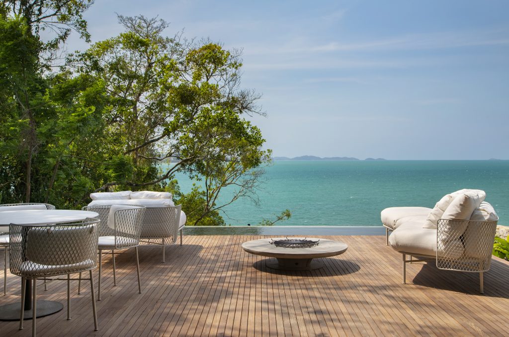 Visão da costa de Florianópolis a partir do Fuso Concept Hotel, um dos melhores lugares para viajar no Brasil