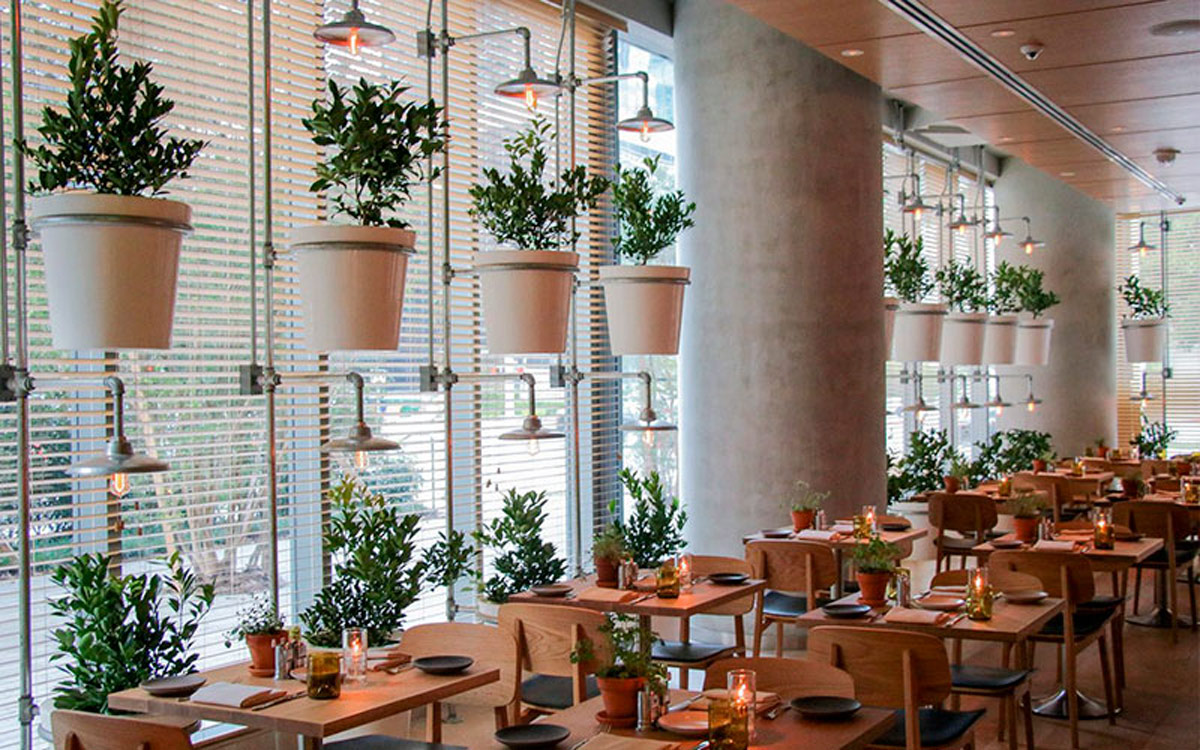 2 restaurantes de Philippe Starck no hotel SLS Brickell em Miami