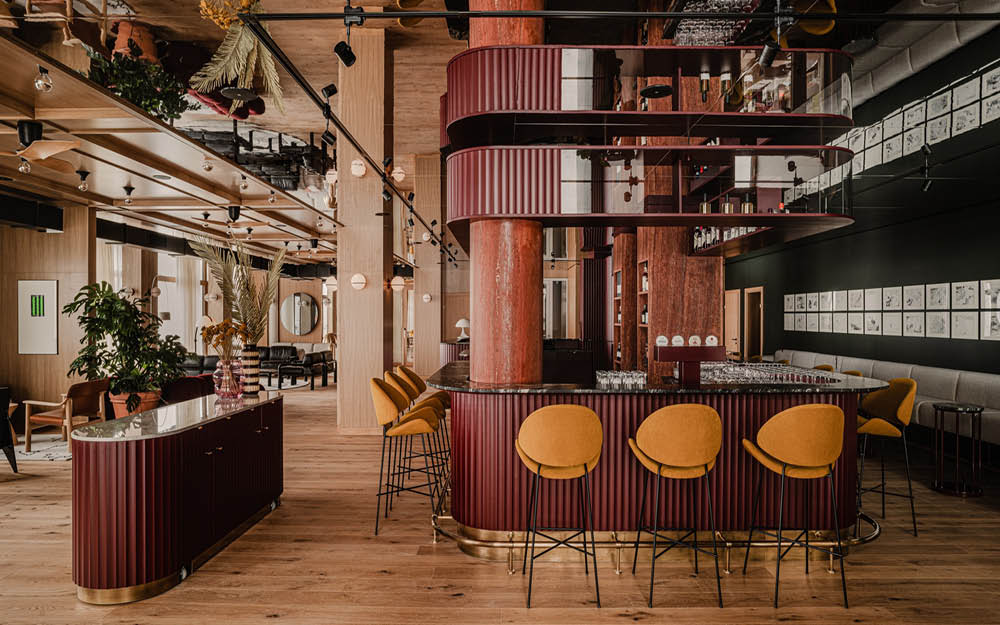 Bar e lounge do hotel design austriaco The Comodo