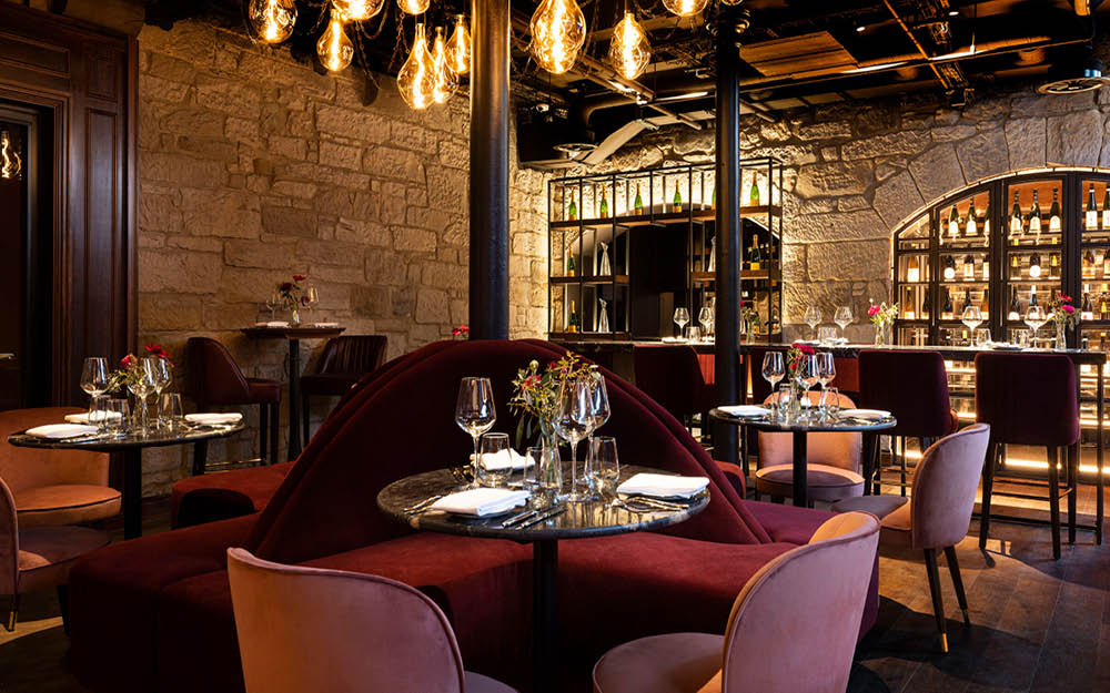 Hotel em Edimburgo para ficar com restaurante próprio - Common Club da Virgin Hotel Edinburgh