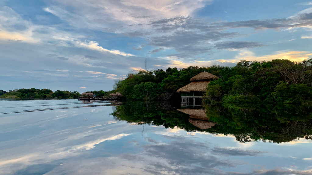 Vista do Juma, hotel de luxo na Amazônia