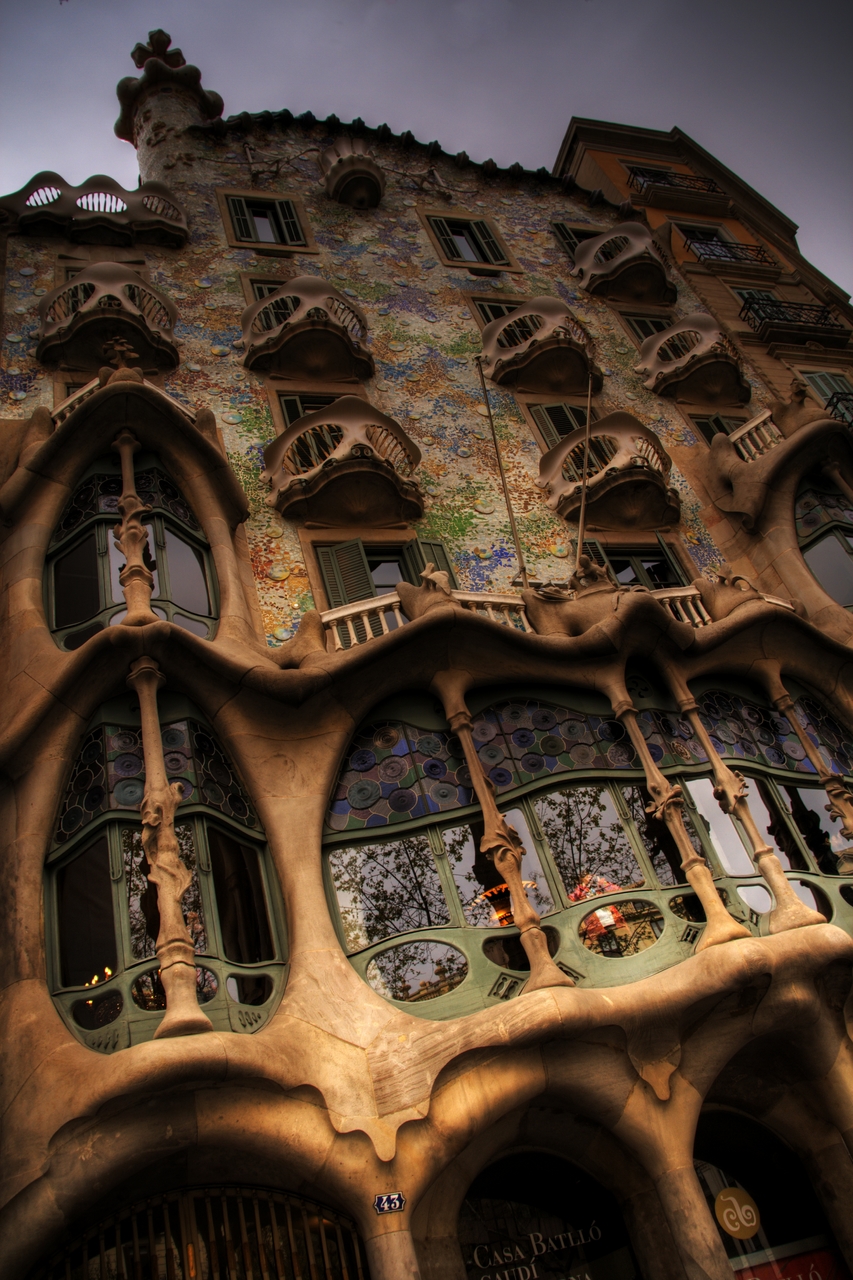 Casa Batlló: opção de onde ficar em Barcelona para quem gosta de arquitetura religiosa