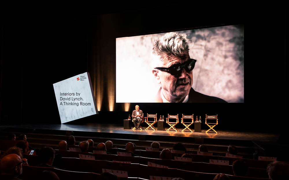 Cineasta David Lynch em conferência no Piccolo Teatro Strehler a respeito do Salone del Mobile 2024