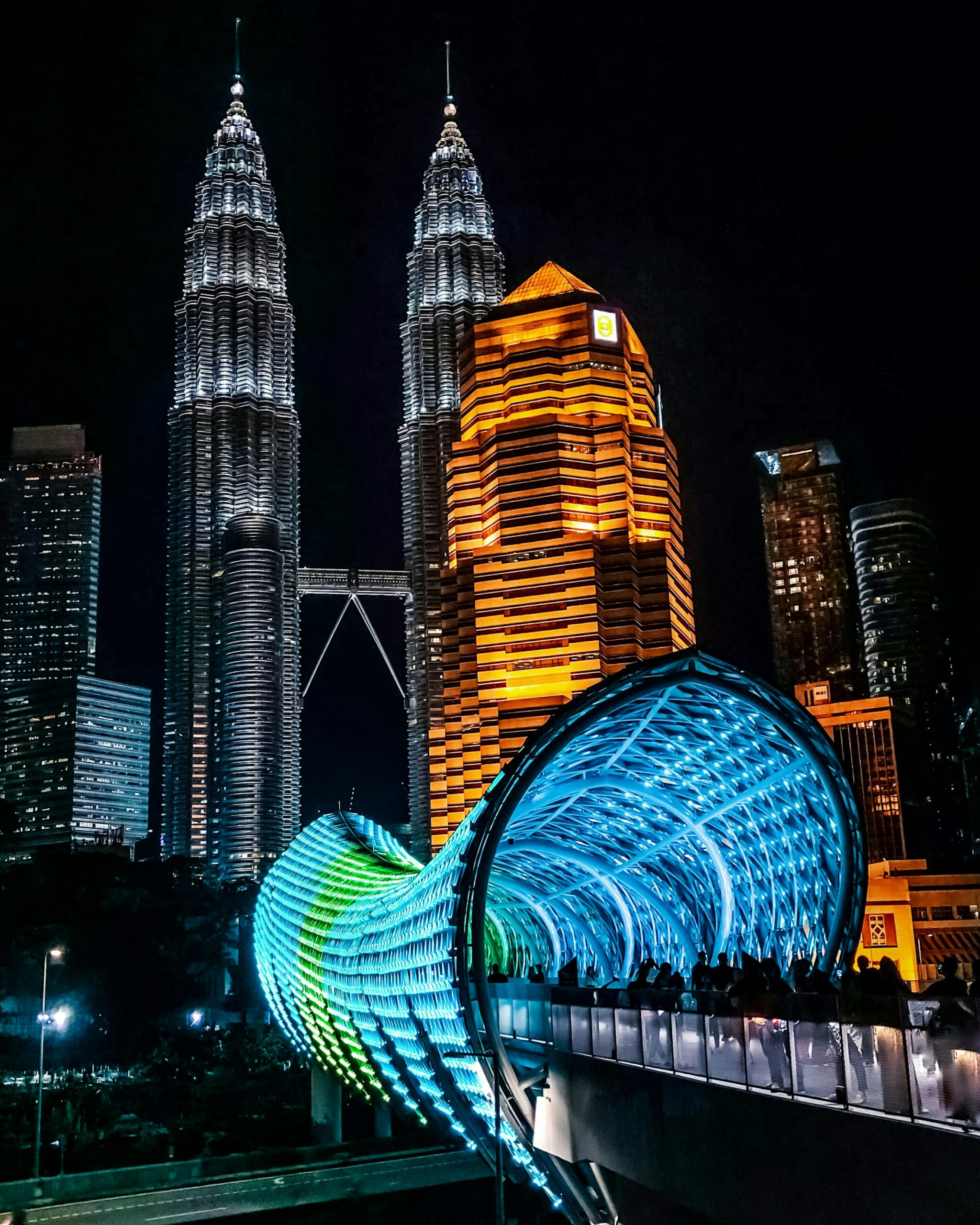 Uma dica para colocar no seu roteiro de viagem para Kuala Lumpur: pedelar na Saloma Bridge