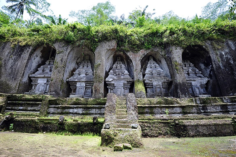 Parte do templo Gnung Kawi