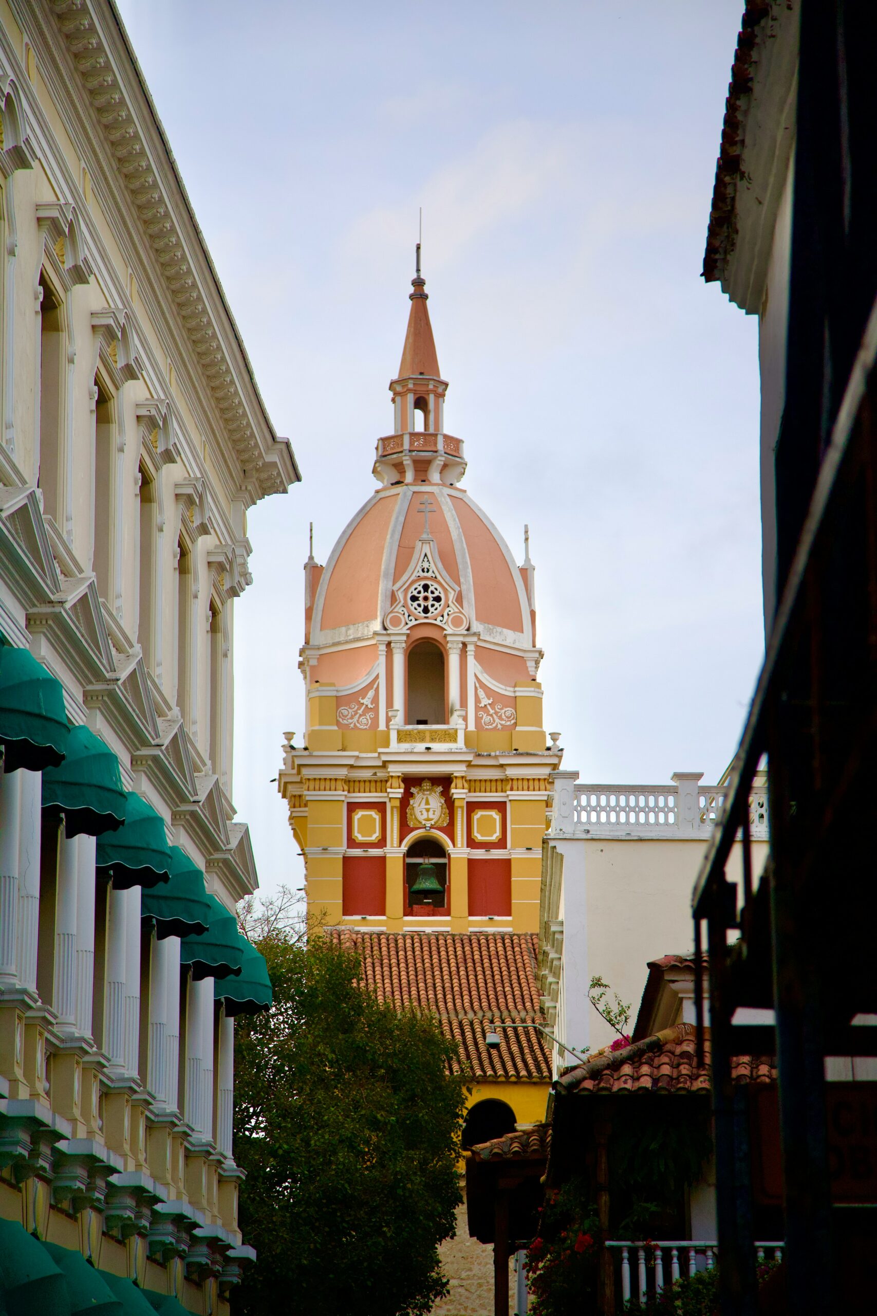 Conhecer a Catedral de Santa Catalina é um passeio em Cartagena para todos os gostos.