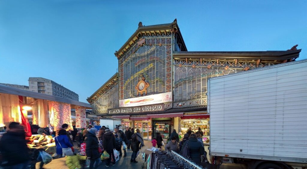 Mercado Porta Palazzo, em Turim, é ideal para quem não sai de uma cidade sem lembrancinhas