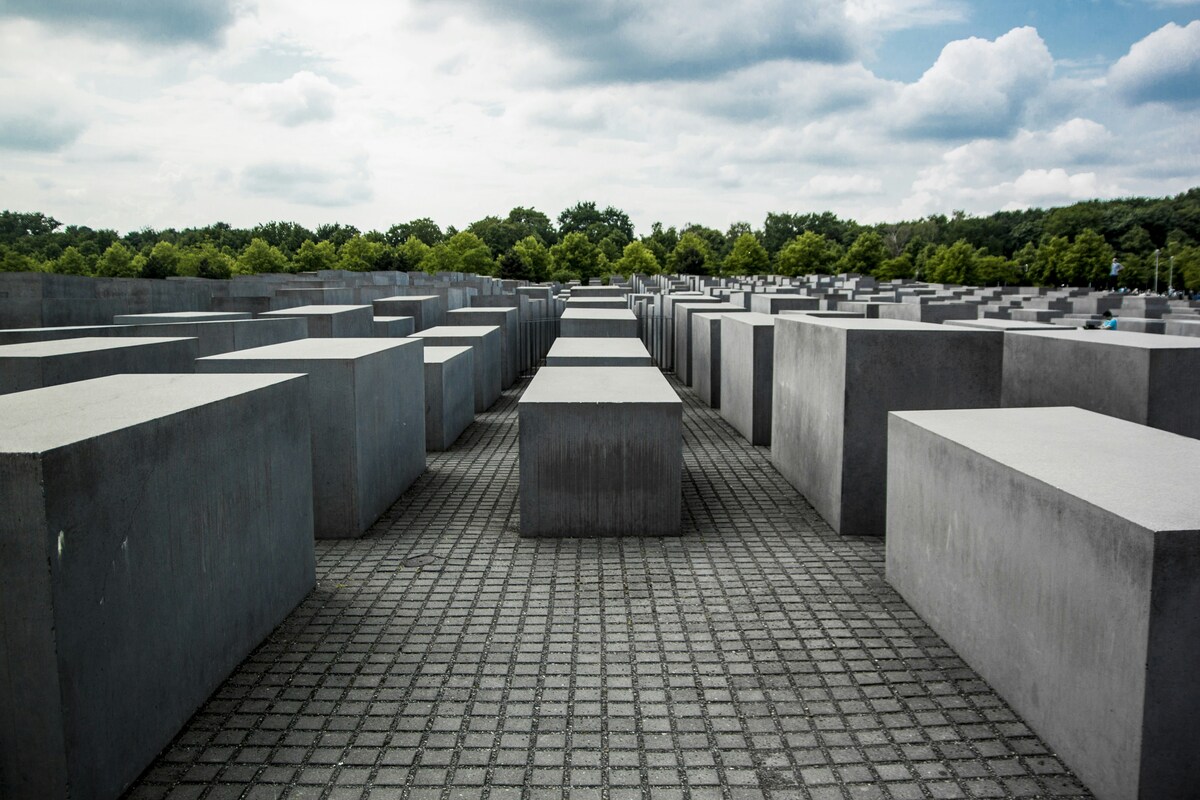 O intuito do Memorial é homenagear os judeus mortos na Alemanha por conta do nazismo