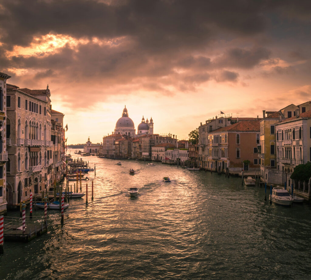 Canal de Veneza- Lugares mais bonitos da Itália 