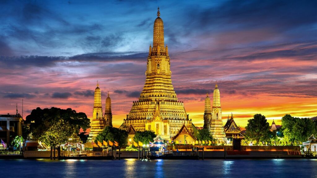 Wat Arun é um dos mais belos templos tailandeses