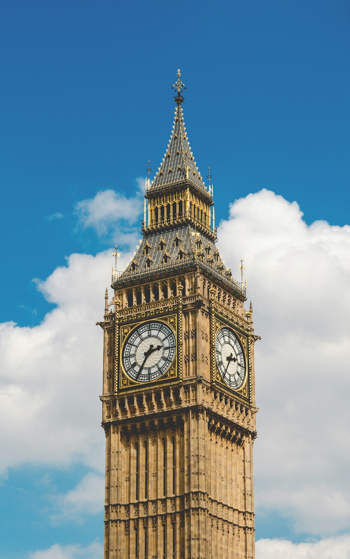 Big Ben, relógio icônico na cidade britânica Londres