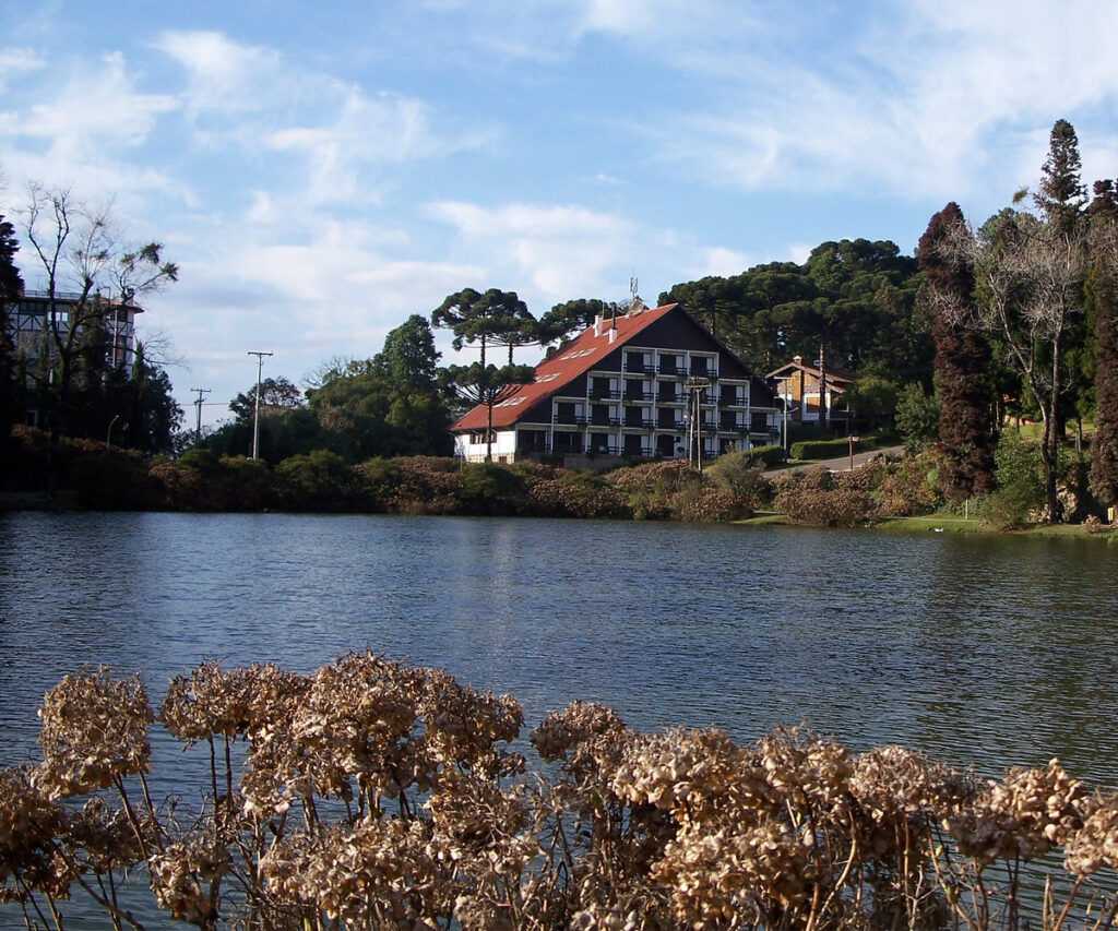 Gramado é um dos principais destinos de serra no rio grande do sul, Brasil