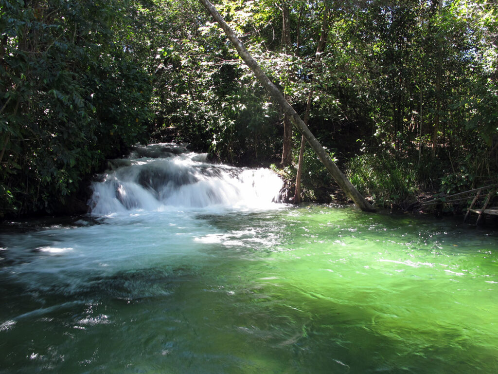 Cachoeira da Formiga, em Jalapão, um dos melhores destinos onde ficar perto de Palmas em TOcantins