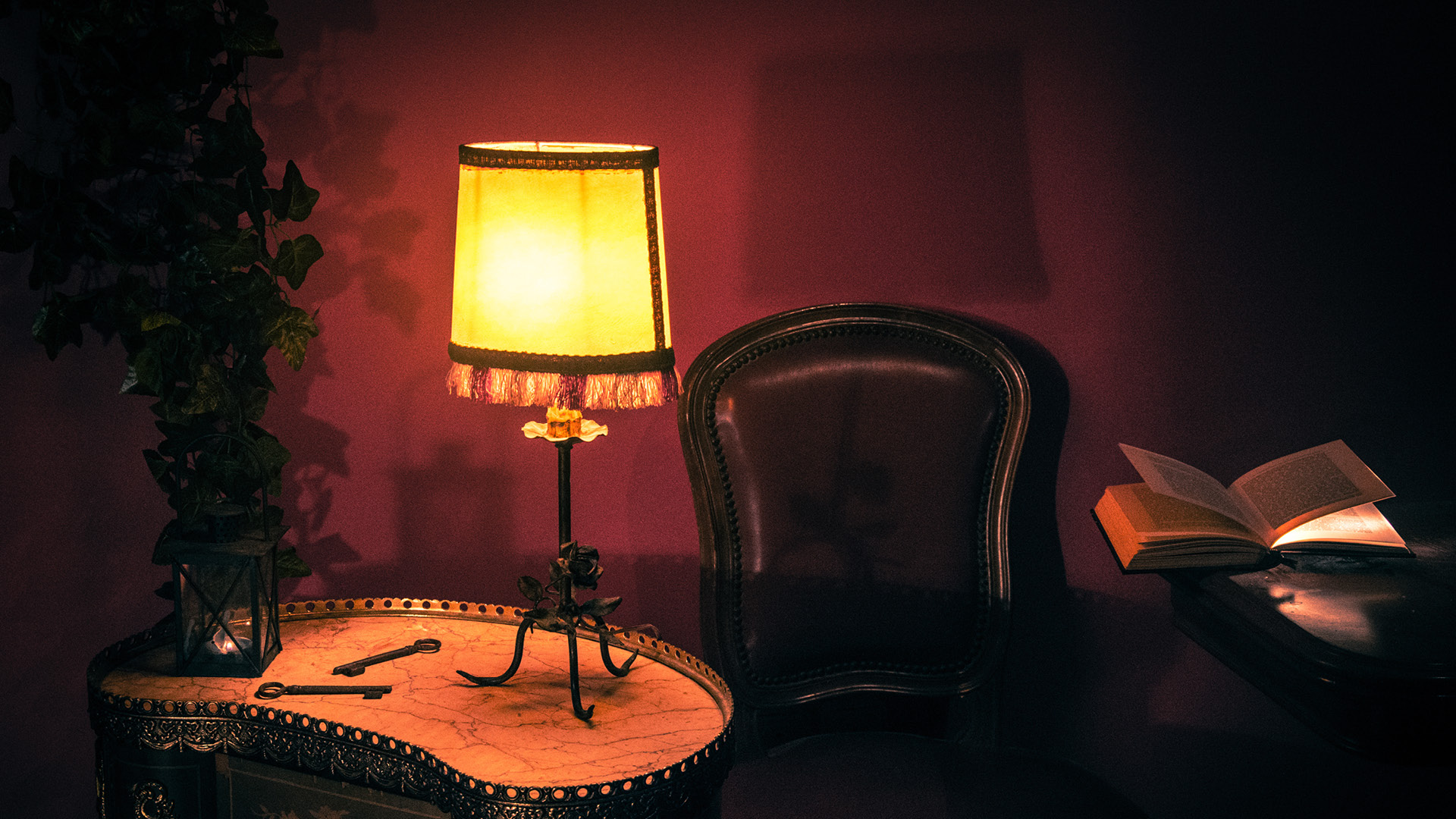 Difusor de luz de sobrepor em abajour, decoração estilo classico, europeu, vinho, vermelho, cores quentes