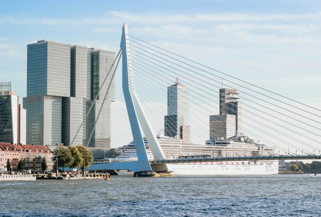 Porto de Rotterdam na Holanda