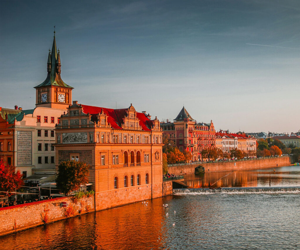 Cidade de Praga, umdos destinos de viagem low cost europa 