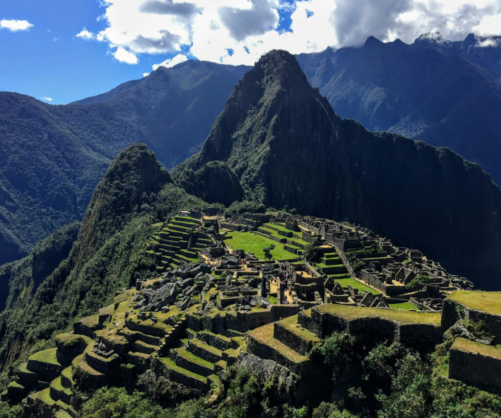 Melhor época para viajar para o Peru: Machu Picchu, Peru. Cidades históricas e paisagens deslumbrantes.