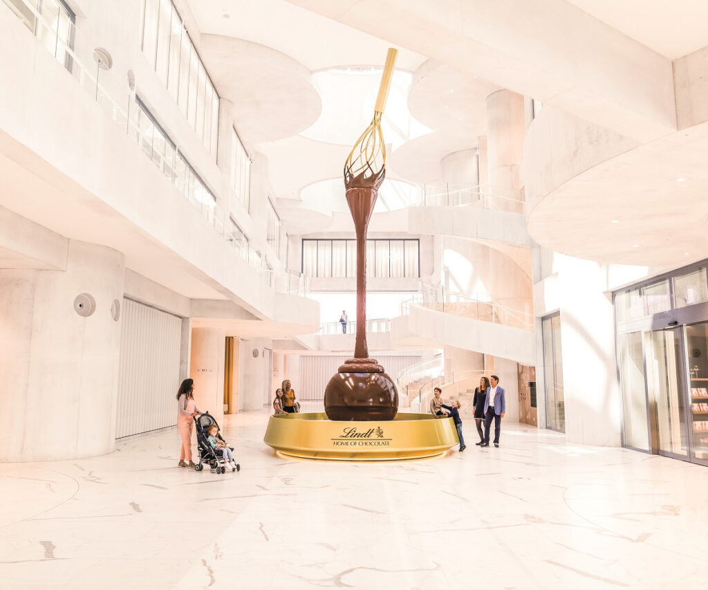 Museu do Chocolate da Lindt em Zurique com fonte de chocolate