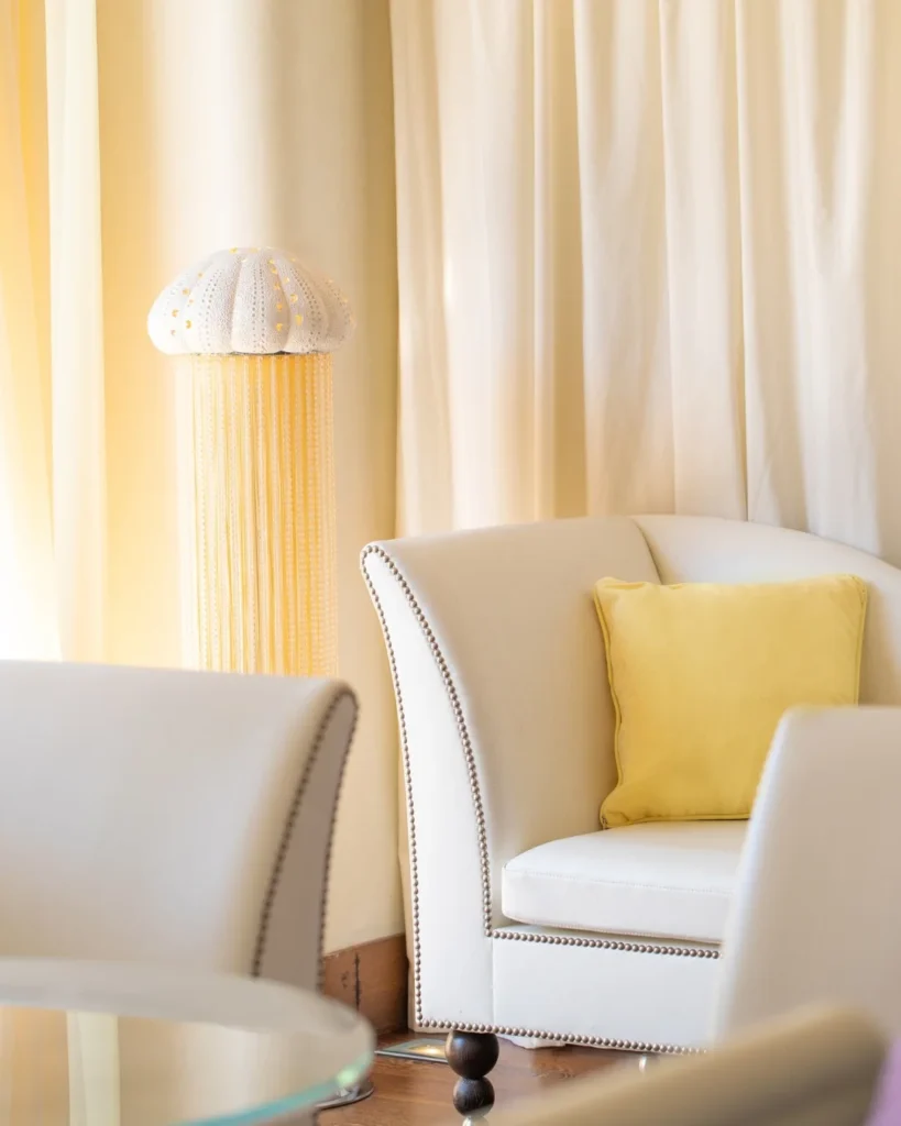 Hoteis em Genebra: La Reserve Geneve Hotel & Spa com decoração moderna e sofisticada.