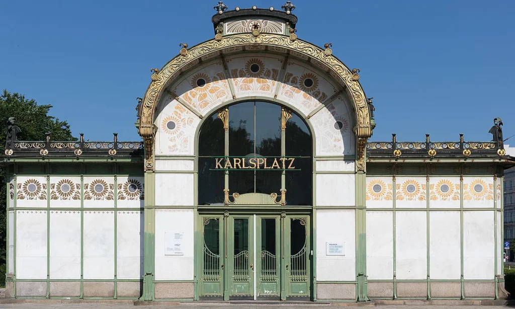 Estação Karlsplatz Stadtba I Foto: Lisa Rastl (reprodução)