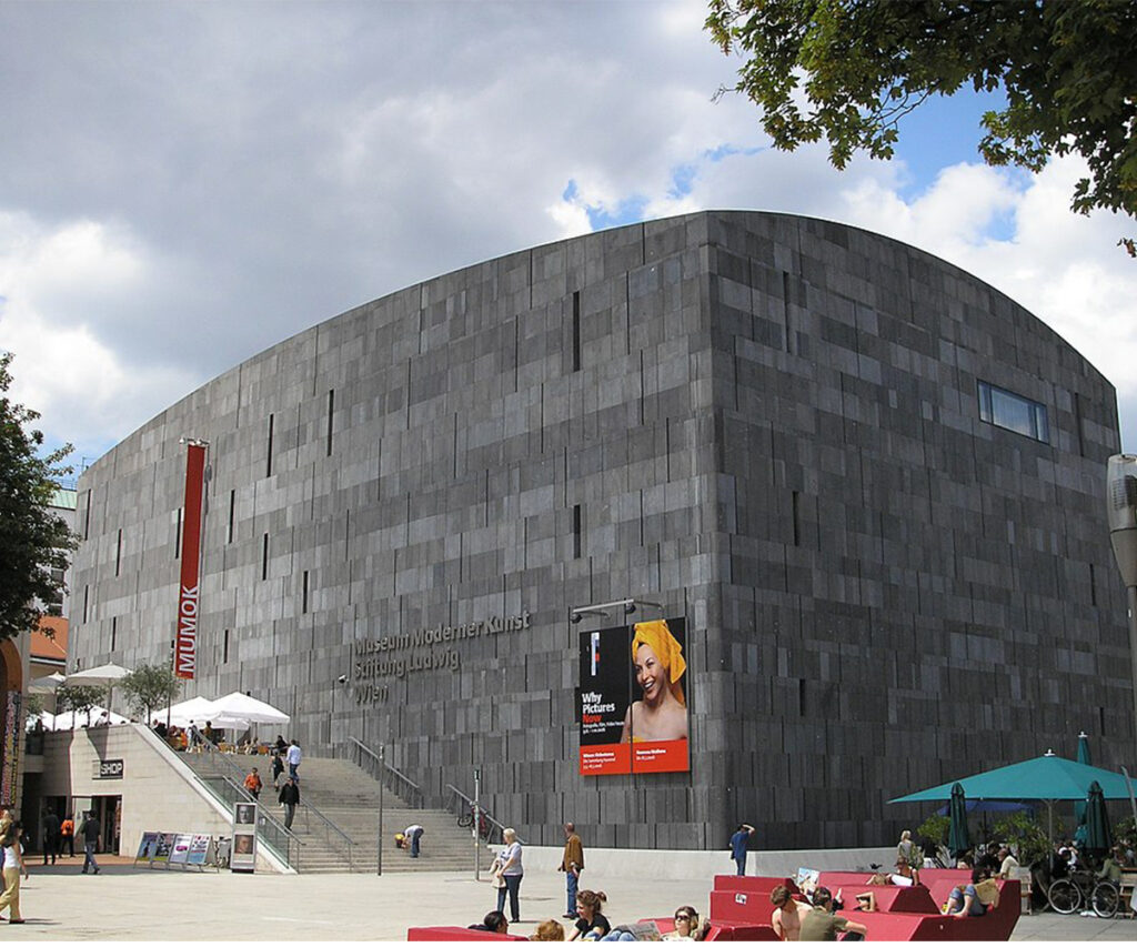fachada do mumok