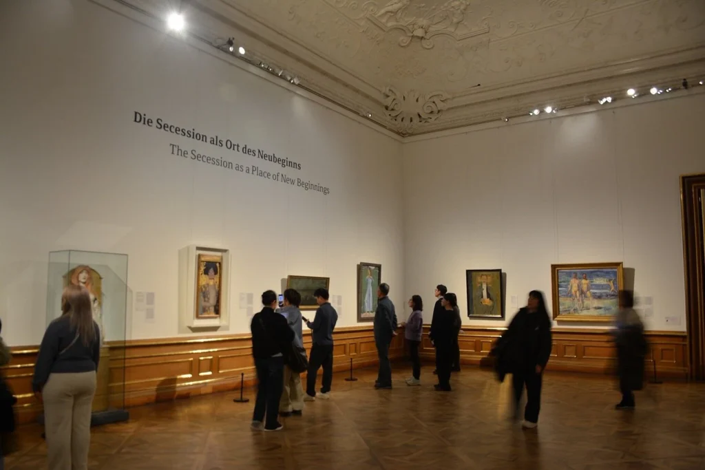 Interior do Palácio de Belvedere I Foto: Geo Stephan via TripAdvisor (reprodução)