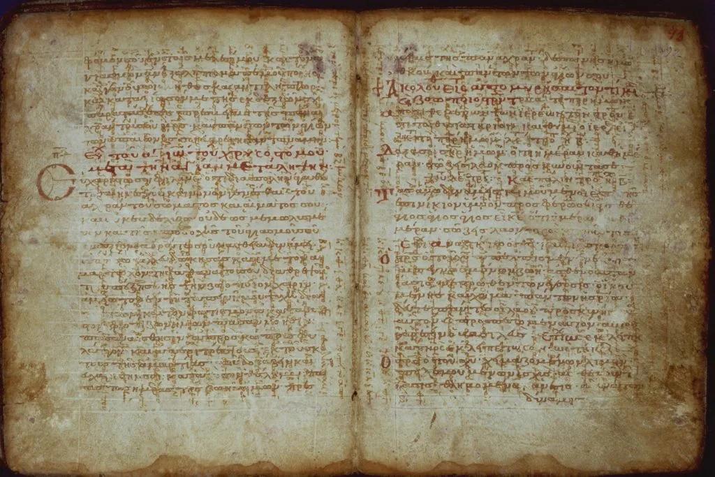 Palimpsesto de Arquimedes: manuscrito antigo com texto grego e diagramas geométricos ocultos, parchment histórico do Musée des Beaux-Arts, Blois