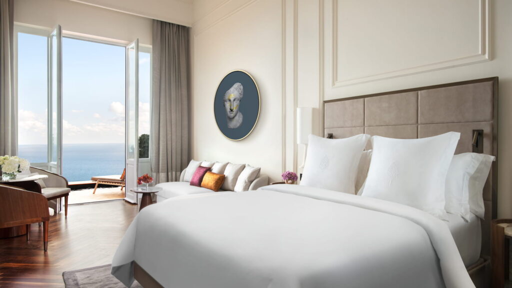 Taormina na Itália: suite luxuosa com vista para o mar no San Domenico Palace.