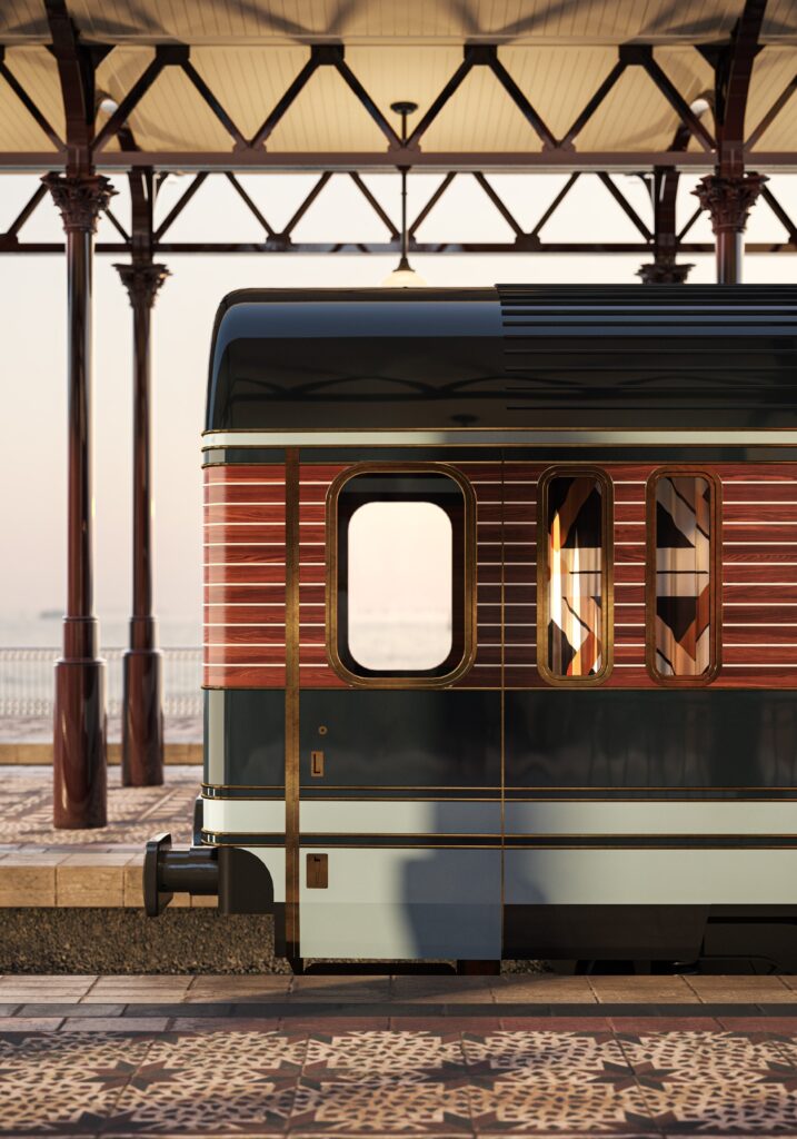 Vista externa do Orient Express, trem de luxo de Roma à Istambul, na plataforma ferroviária com vista para o mar.
